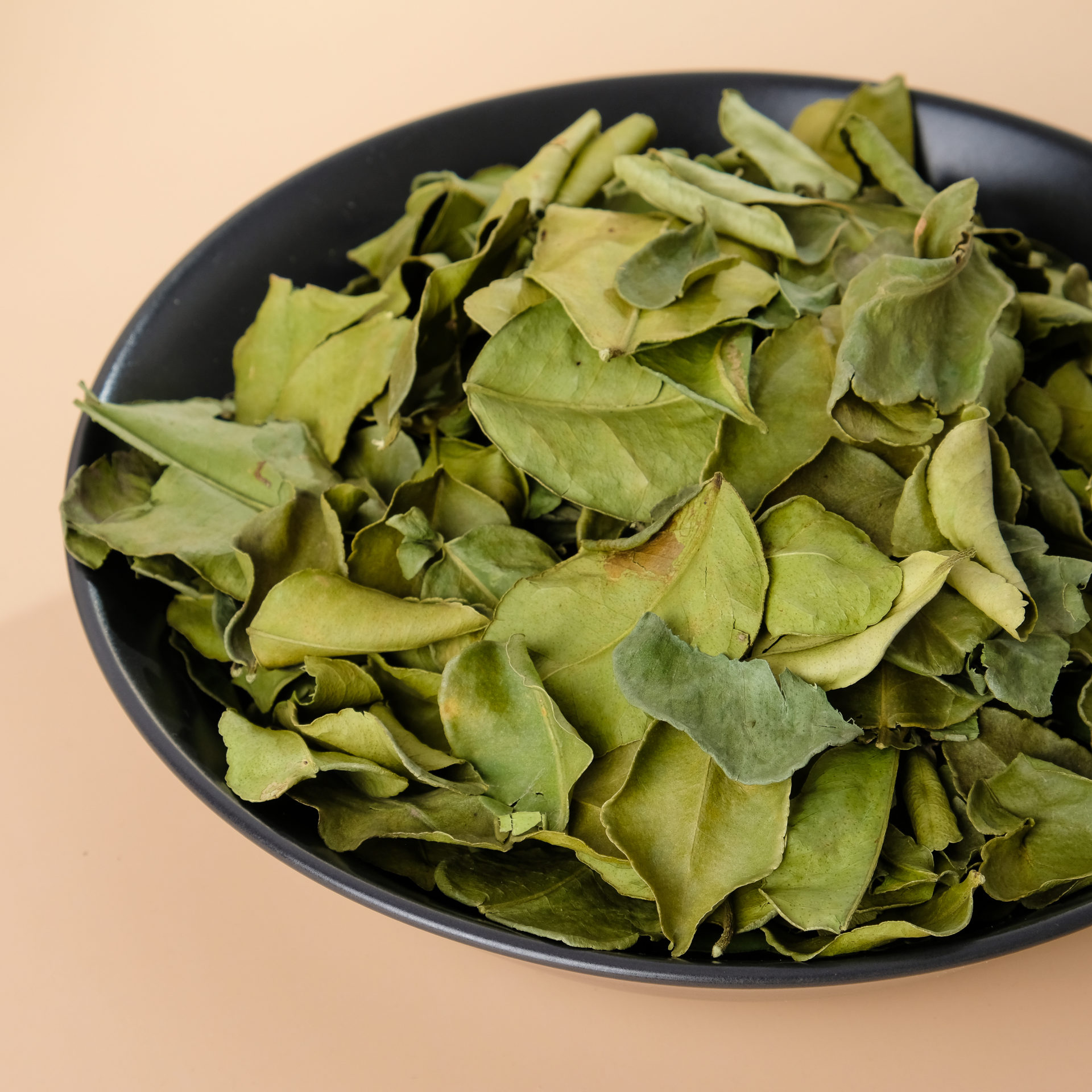 dried kaffir lime leaves