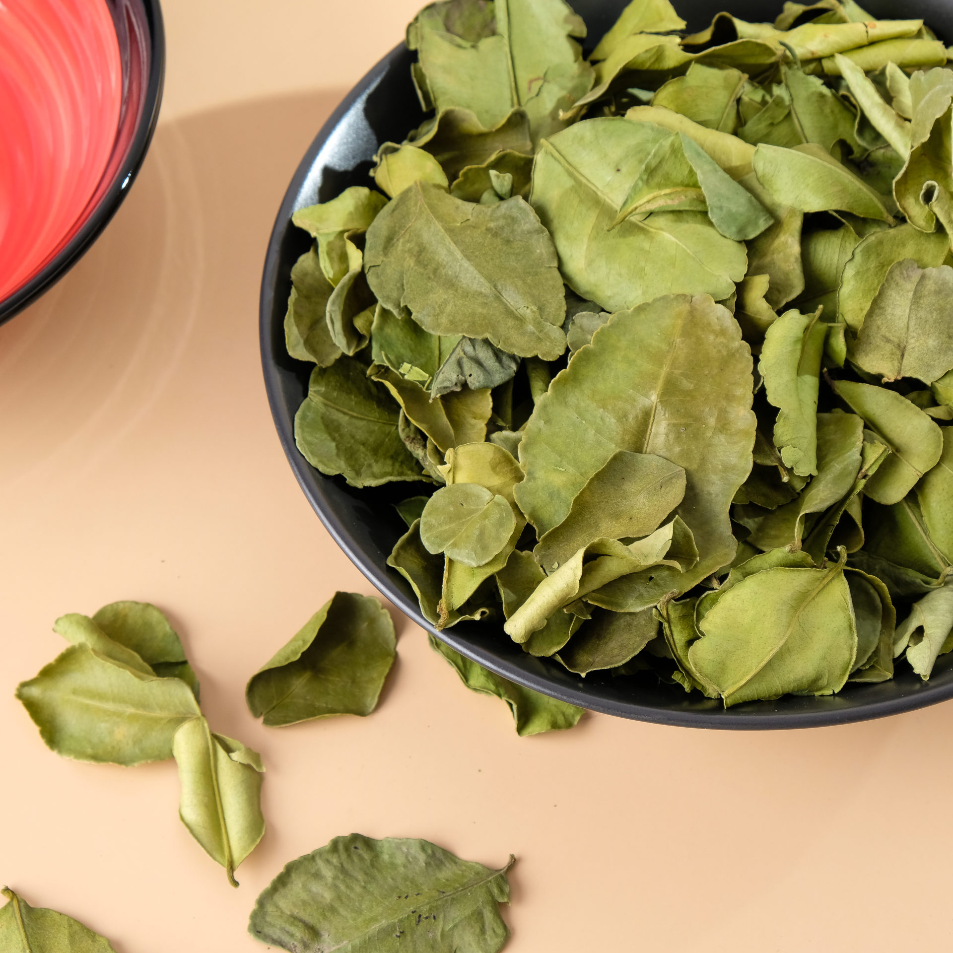 dried kaffir lime leaves